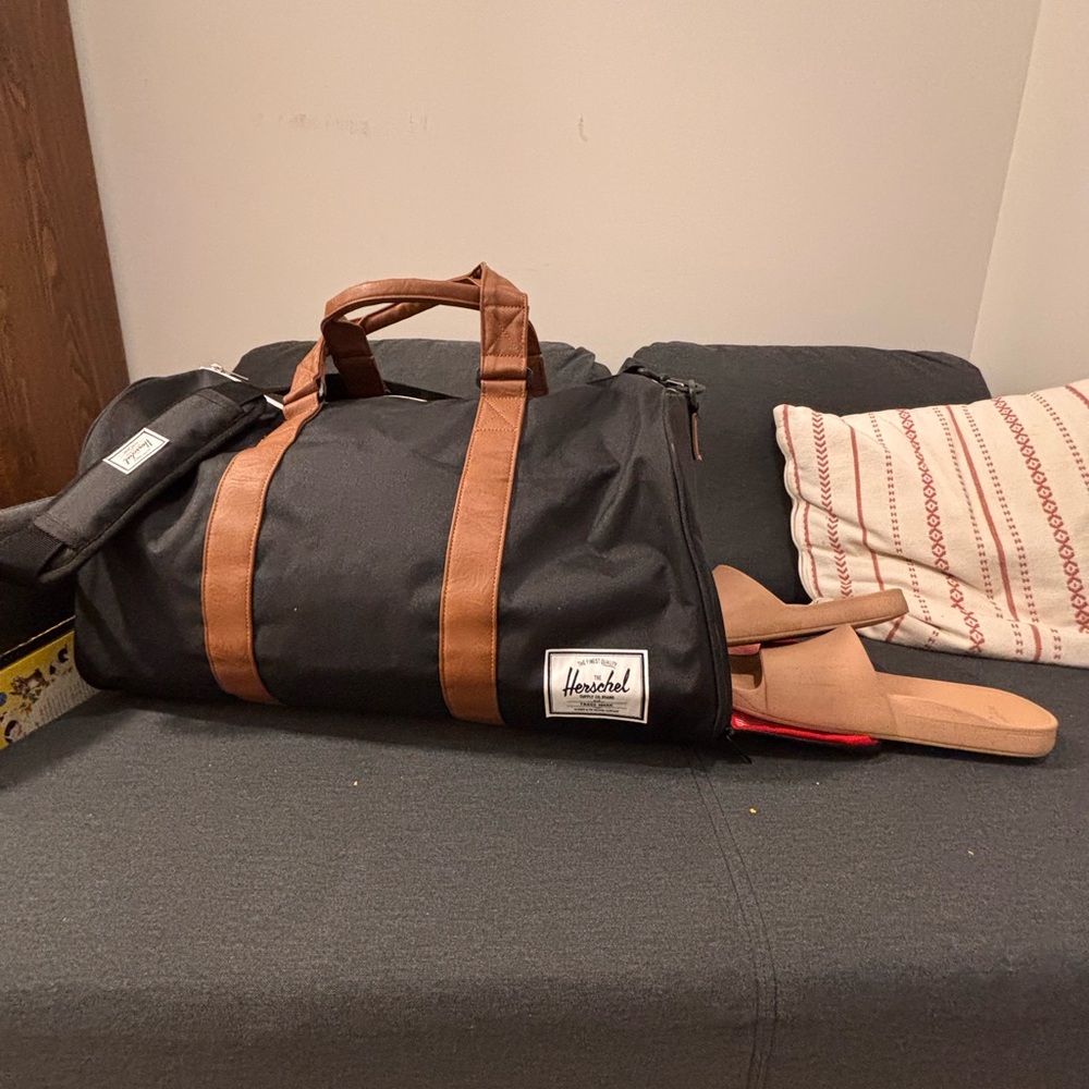 Herschel Supply Company Black and Brown Duffel Bag - 43 L